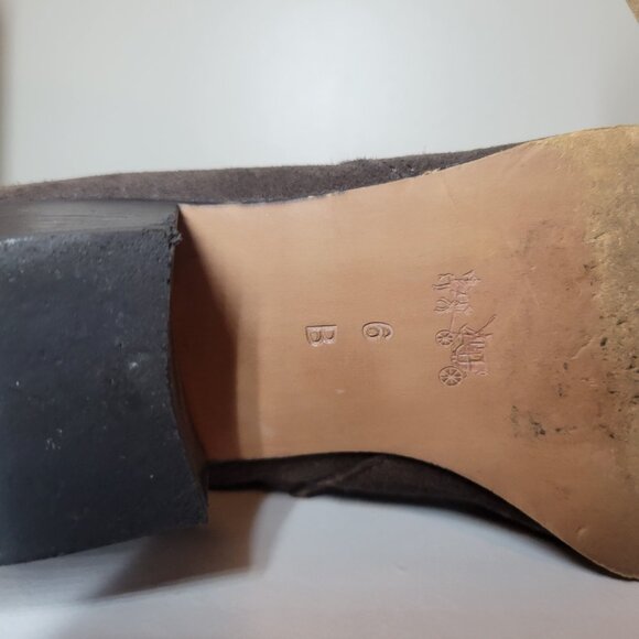 Coach Patricia Fatigue Chestnut Suede Ankle Bootie 6 Boots Turn Lock - Picture 10 of 13